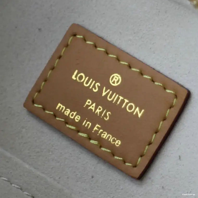 Fashionrepsfam ru 207B570013 LV Bags 0819